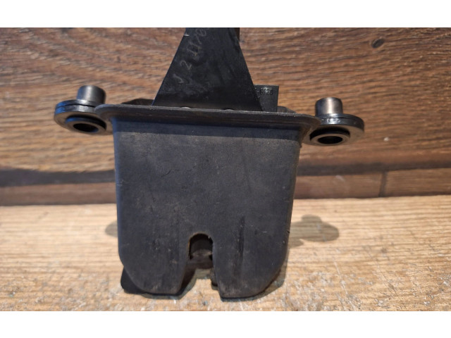 Замок багажника 1Z5827501C, BN3CZ    Skoda Octavia Mk2 (1Z) 2004 - 2013 года