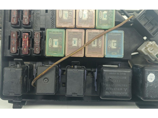 Блок предохранителей Jeep Cherokee