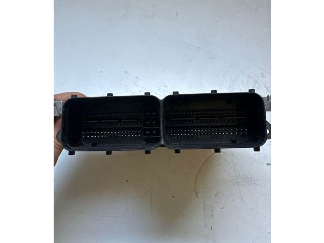 Блок управления двигателя 0281032126, 391402A800   KIA Ceed