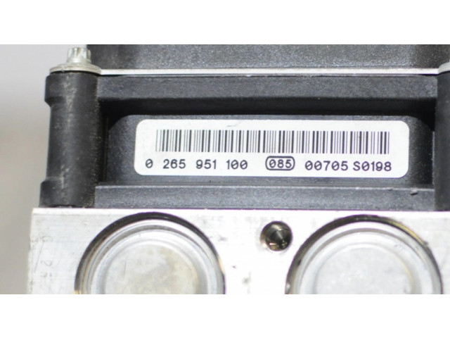 Jednotka ABS BMW X1 E84 2009