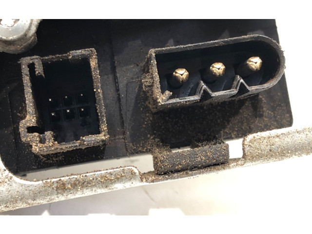 Моторчик заднего дворника BMW X3 E83