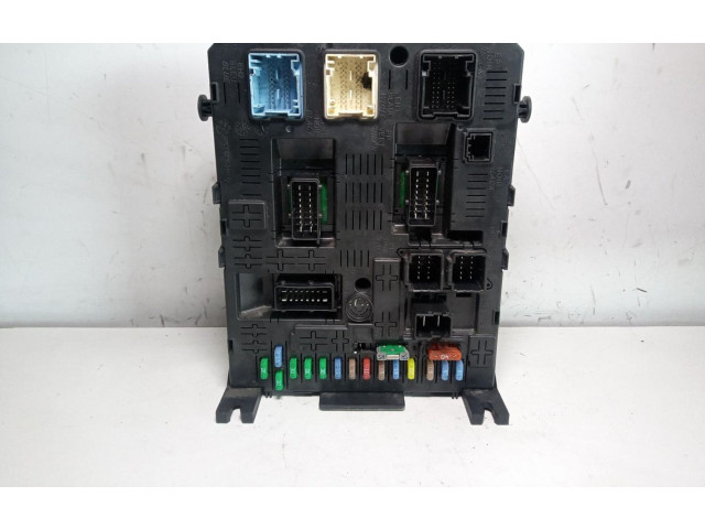 Pojistková skříňka 9664058780 Peugeot 307 CC 2009