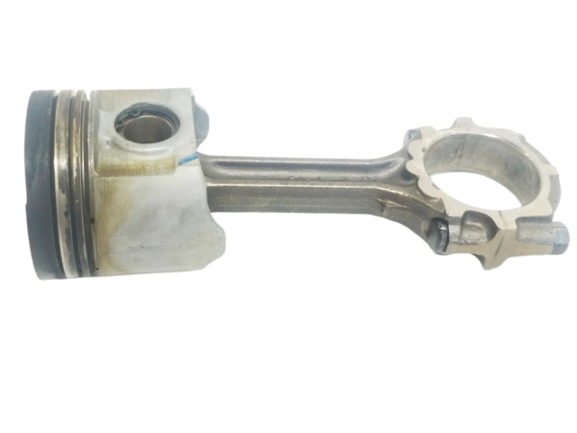 Поршень YD22 Nissan Almera N16