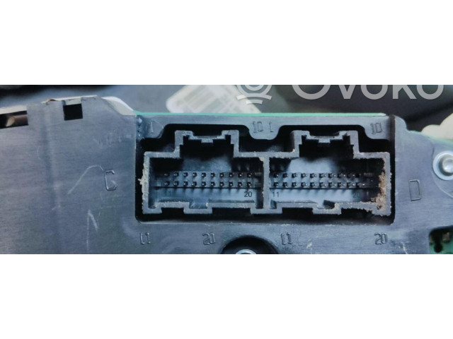 Přístrojová deska Dodge Caliber 2006 04840659AA