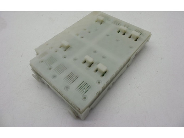 Блок предохранителей Volvo V70