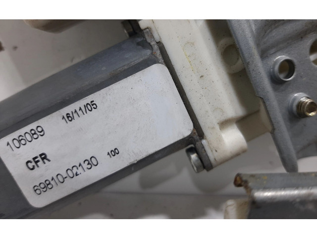 Зеркало электрическое        Toyota Corolla Verso E121  2004 - 2007 года   