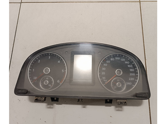 Přístrojová deska  Volkswagen Caddy 2014 2K0920866A, VDD0241006  