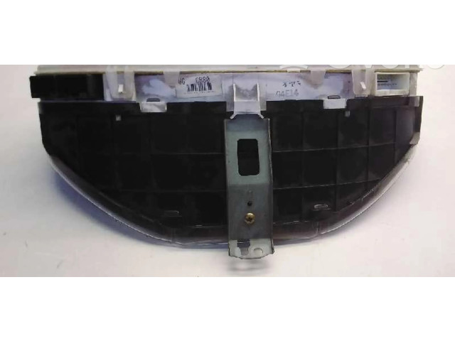 Панель приборов WGC980 Mazda Premacy