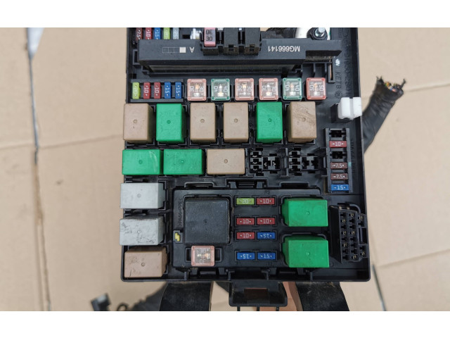   Pojistková skříňka 91361-2Y381   Hyundai ix35 2012