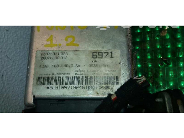 Volant Fiat Punto (188)  26076971023  