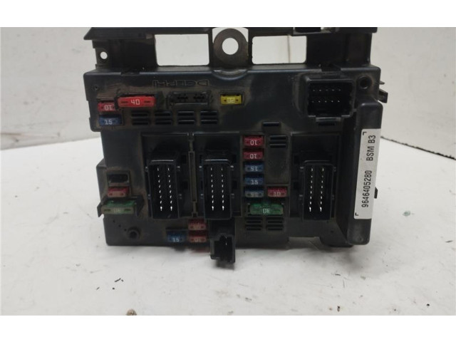 Блок предохранителей 9646405280, 0090012 Citroen Xsara