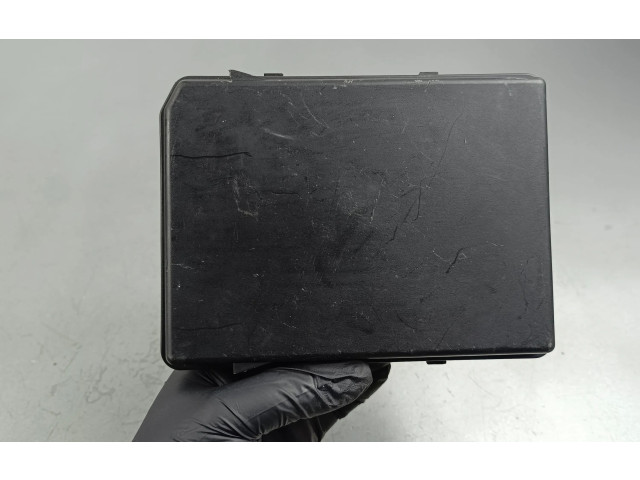 Блок предохранителей 284B71965R Dacia Jogger