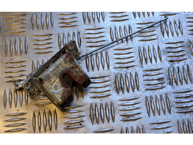 Zámek zadních dveří Opel Zafira A 2003