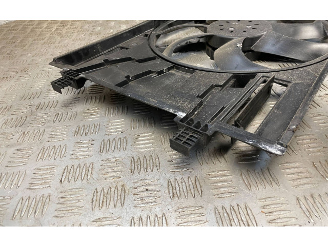 Вентилятор радиатора 5Q0121203DQ Skoda Karoq