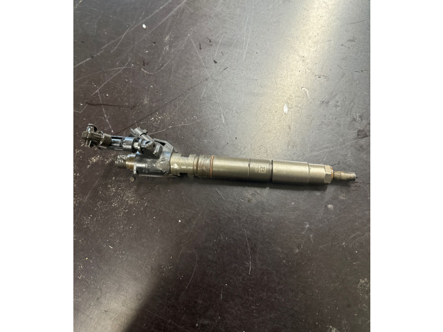 Форсунка 31272767, 090916    Volvo V70  D 5244 T14 