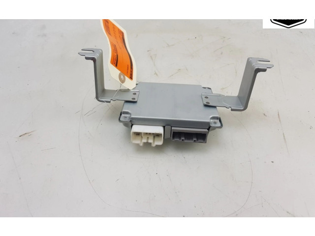 Другие блоки управления / модули 3368078P00, 3368078P00 Suzuki Swift