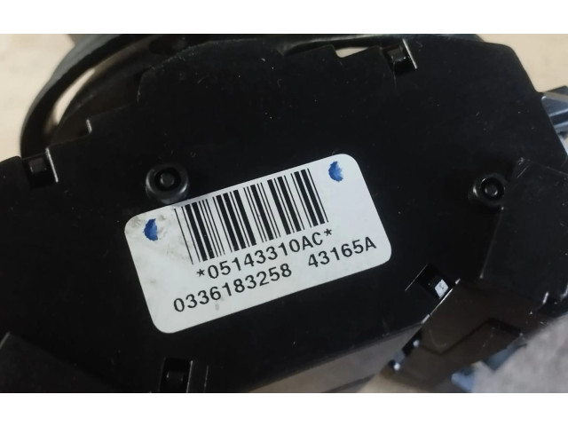 Ручка стеклоочистителей 05143310AC   Jeep Grand Cherokee (WK)