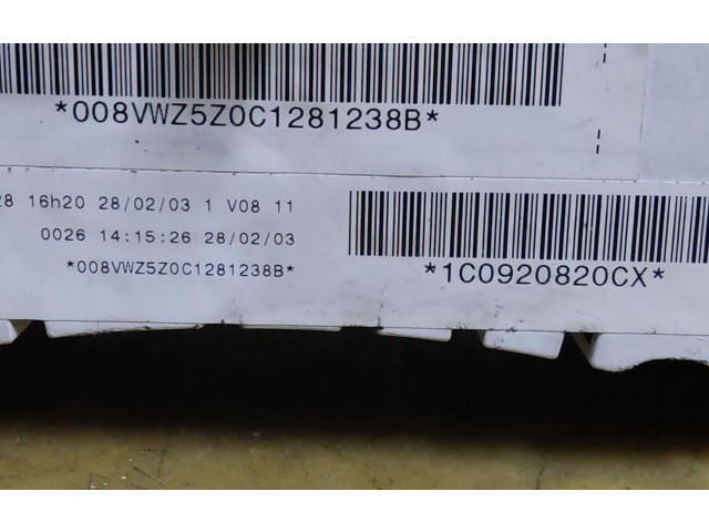 Přístrojová deska Volkswagen New Beetle 2002 1C0920820CX