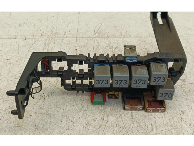 Pojistková skříňka 8D1937545 Volkswagen PASSAT