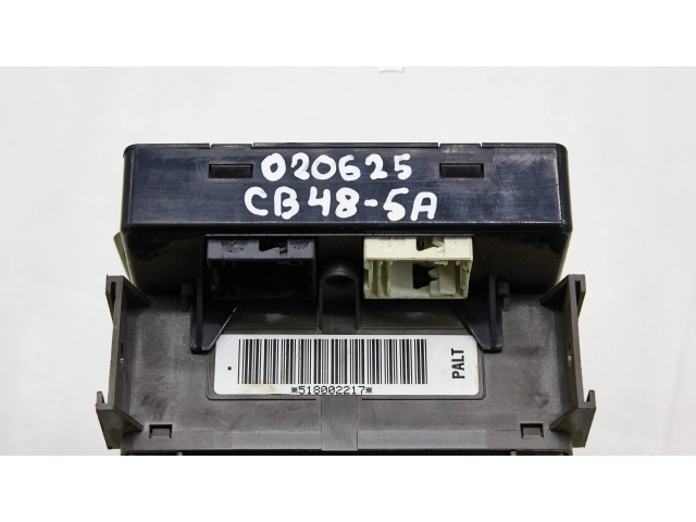 Pojistková skříňka 8200220690 Renault Vel Satis 2003