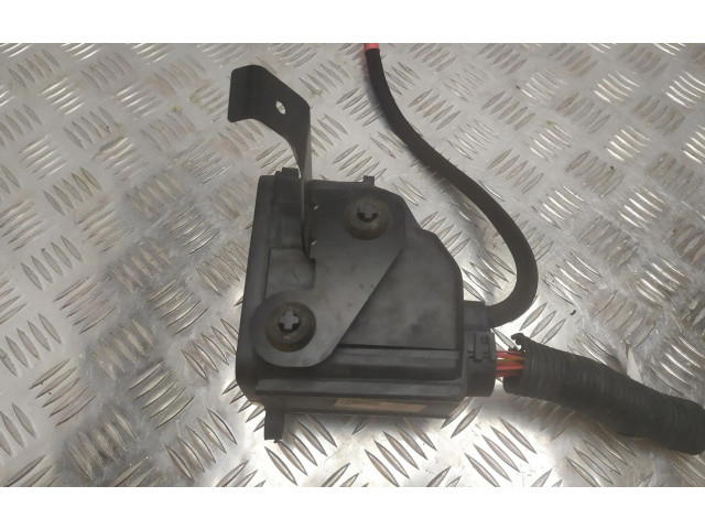   Pojistková skříňka    Alfa Romeo Stelvio 2020