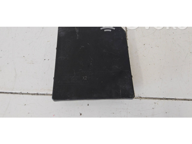 Pojistková skříňka 284B74NM3A Nssan Leaf I (ZE0) 2014