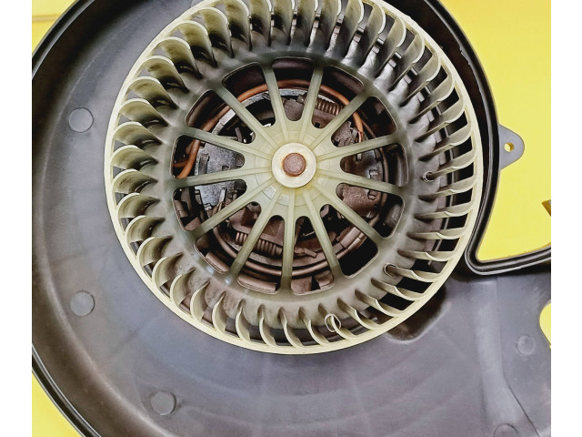 Вентилятор печки    93446   Opel Meriva A