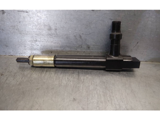 Vstřikovač RF2A13H50 Mazda 323 RF