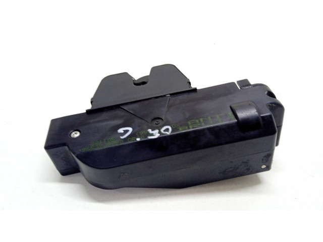 Замок задней крышки