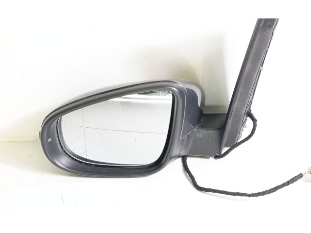 Зеркало электрическое Volkswagen Touran II 2010 - 2016 года