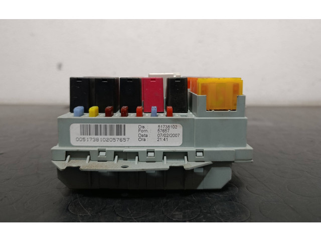 Pojistková skříňka 51738102, 57657 Fiat Croma 2005