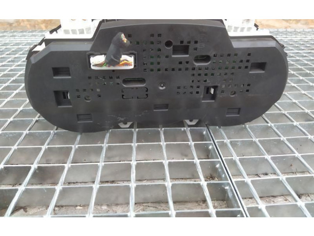 Панель приборов    Hyundai ix20       