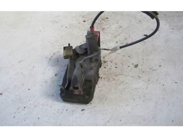 Zámek zadních dveří Opel Astra H 2004