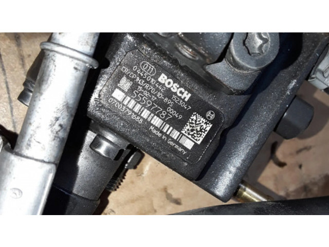 Vstřikovací čerpadlo 55597787, 0445010442 Opel Zafira C pro naftový motor 2.0