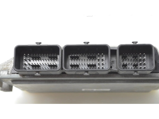 Řídící jednotka 237101907R Renault Clio III 2008