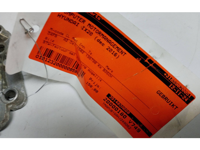 Блок управления двигателем Блок управления 39140-2ABB0   Hyundai ix20