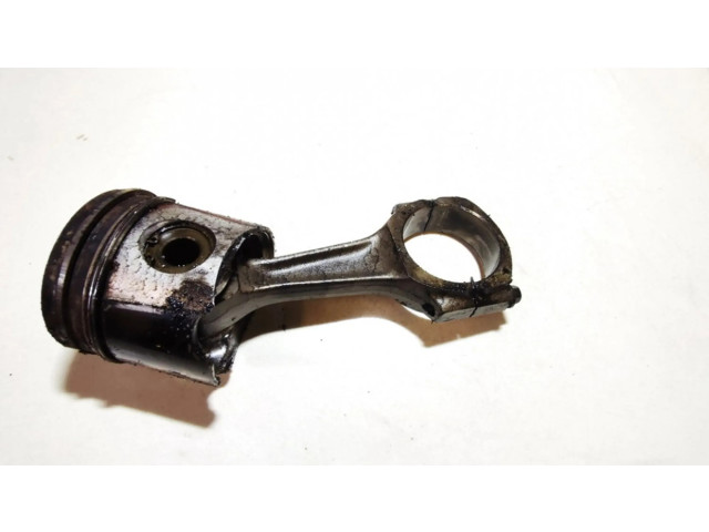 Поршень с шатуном Land Rover Freelander для дизельного двигателя 2.0