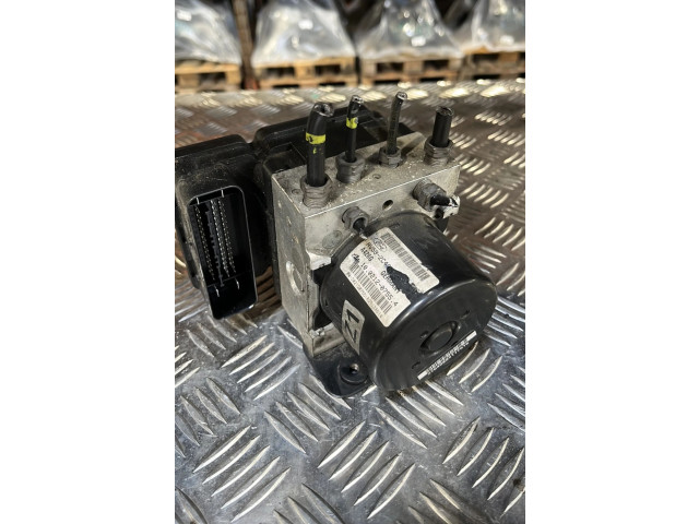 Jednotka ABS 1806320   Ford Fiesta 2012