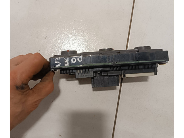 Блок управления климат-контролем 7E5907047, 5HB010259   Volkswagen Transporter  Caravelle T5