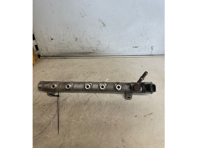 Топливная рампа 31303612 Volvo S60