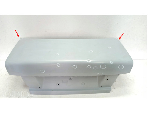 Задняя крышка (багажника)