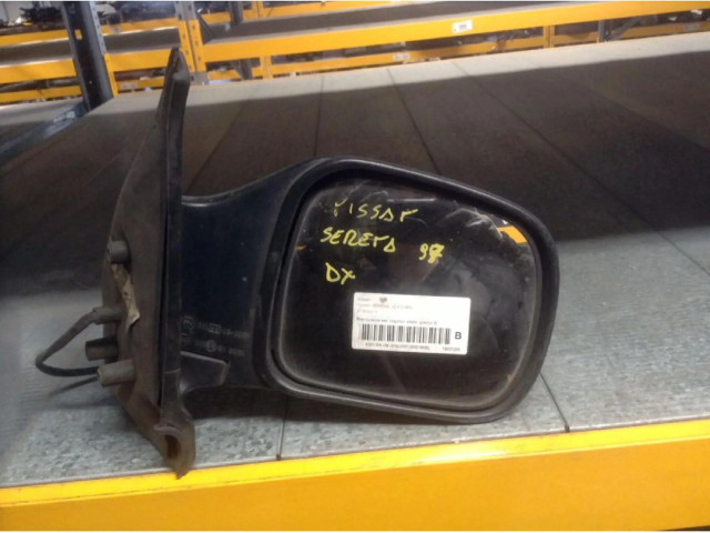 Zpětné zrcátko Nissan Serena 1991