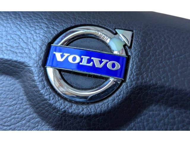 Подушка безопасности водителя 30661018   Volvo S60