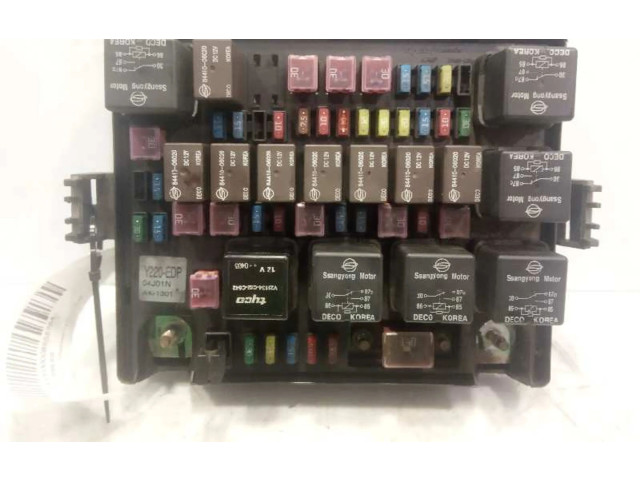 Pojistková skříňka Řídící jednotka BSM Y220EDP, 04J01N SsangYong Rexton 2005