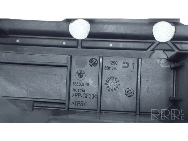 Другая деталь отсека двигателя