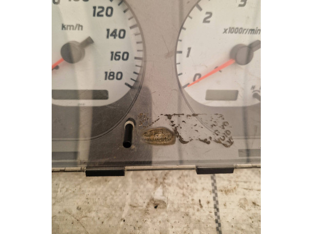 Přístrojová deska  Nissan Navara D22 2003   