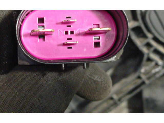 Электрический вентилятор радиаторов 5Q0121205BD, 5Q0121205BD Seat Ateca