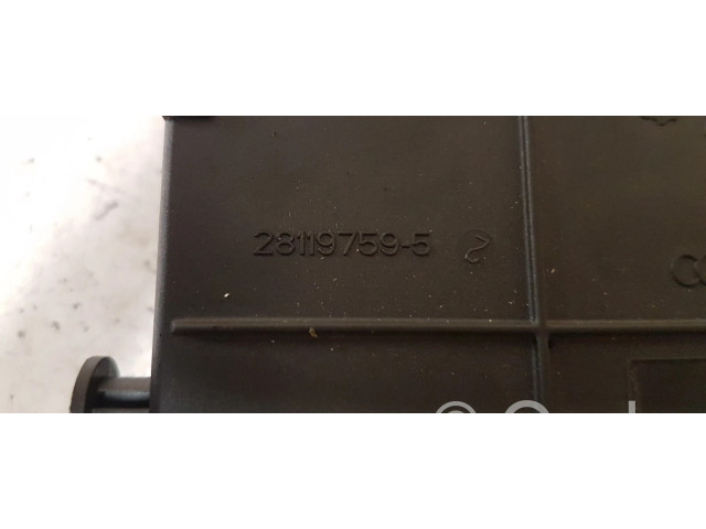   Pojistková skříňka 281197595   Citroen Berlingo 2011