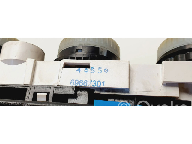 Блок управления климат-контролем 69667016, 69667301 Mitsubishi Colt