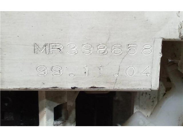 Блок управления климат-контролем MR398658 Mitsubishi Space Wagon